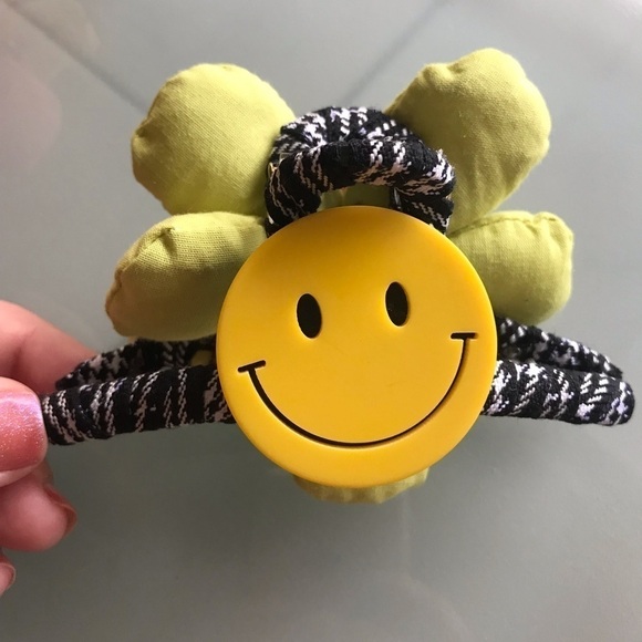 NEW Daisy Wildflower Smiley Large Hair Claw Clip - Picture 3 of 12